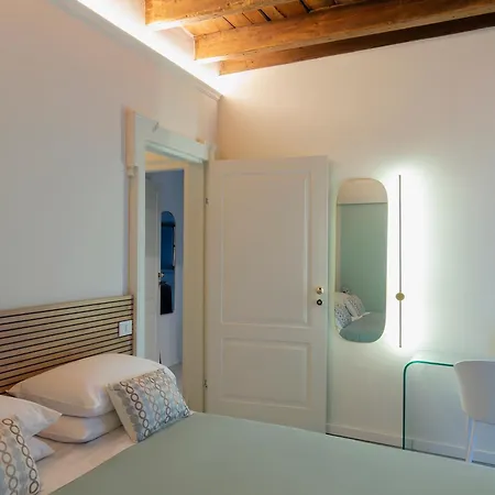 Pensión Younique Boutique