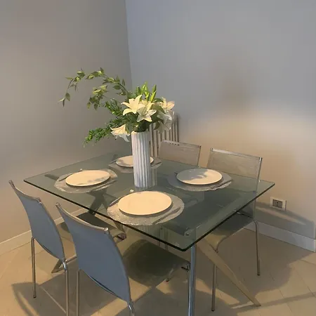 Appartement Elegant In A Prime Location *