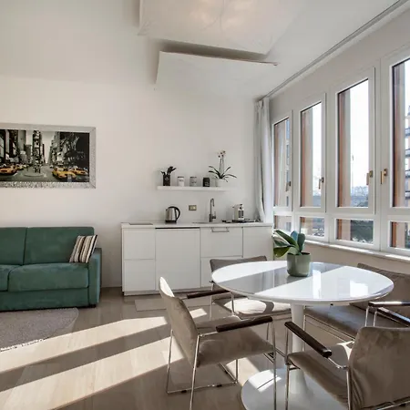 Apartment Maggi - New Beautiful In The Center Mailand