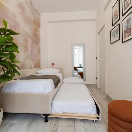 Stylish In Bocconi With Patio - Porta Romana Milano