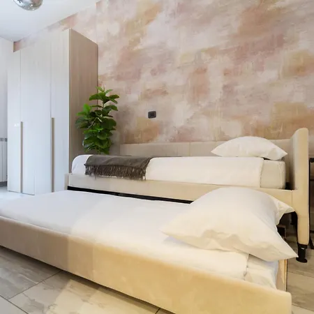 Stylish In Bocconi With Patio - Porta Romana Lejlighed Milano