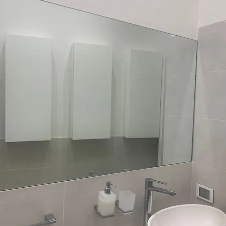 Apartman Elegant In A Prime Location *