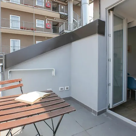 Hacca Collection - Porta Venezia Attic 2br شقة