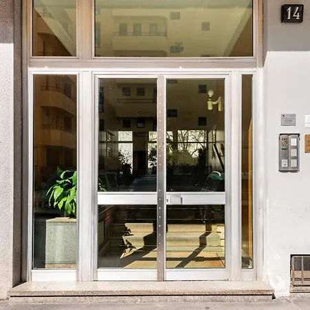 Maggi - New Beautiful In The Center Apartment Mailand