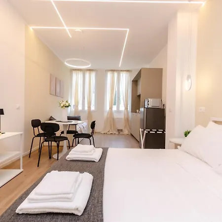 Vivimihome - Le Gemme Di Desenzano Apartmán Milán