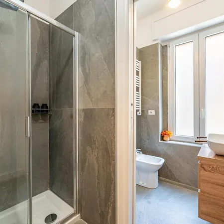 Apartamento Station's Nest - A Stone's Throw From The Station Milão