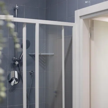 Elegant Near The Subway, Fast Wi-fi And Ac * Milán