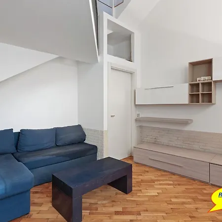 Apartment La - Restyling In Corso 2026 Mailand