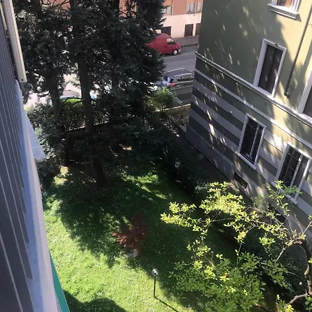 Modern In - Garage Included Апартаменты *