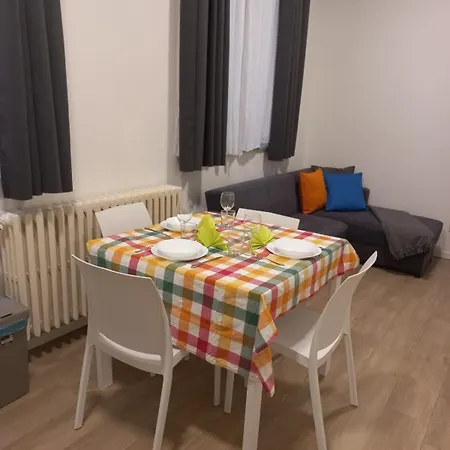 Elegant And Modern Two-room With Equipped Kitchen * Milan