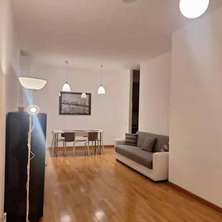 Apartamento Modern Flat In The Design District Milán