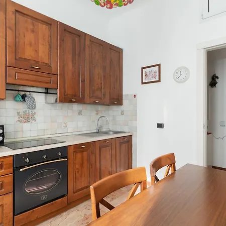 Guesthost - Bright Rubattino Apartmán Milán