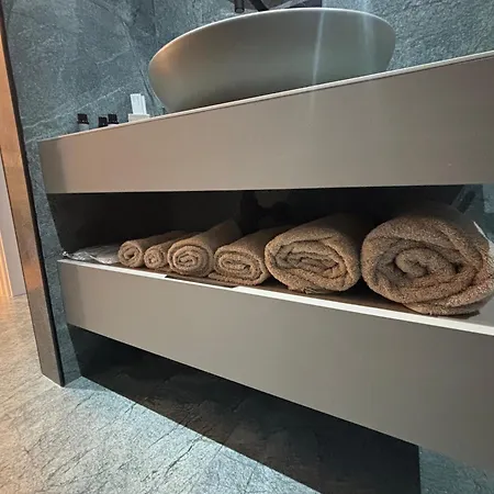 Epic Savona 12 - * Milán