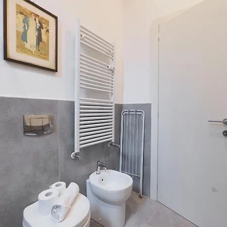 Primopiano - Sempione Apartman Milánó