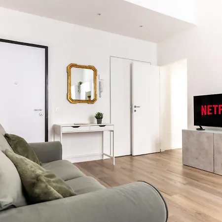 Apartamento Duomo-centrale - Moderna, M1 E M3 A 250m