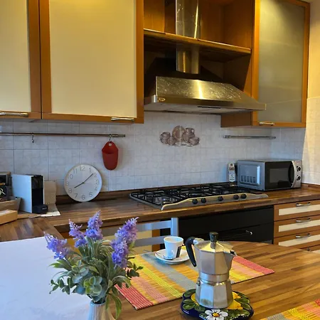 La Tana In Via Boifava In Appartement