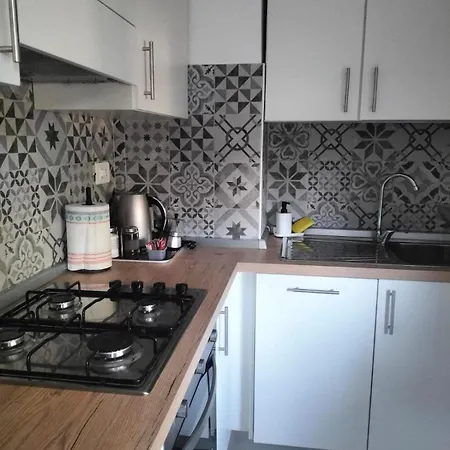 Hockey Arena Studio, 7 Min To Metro, Close To Linate And Fabrique Daire