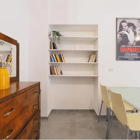 Primopiano - Sempione Apartman Milánó