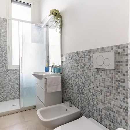 Apartamento Duomo-centrale - Moderna, M1 E M3 A 250m