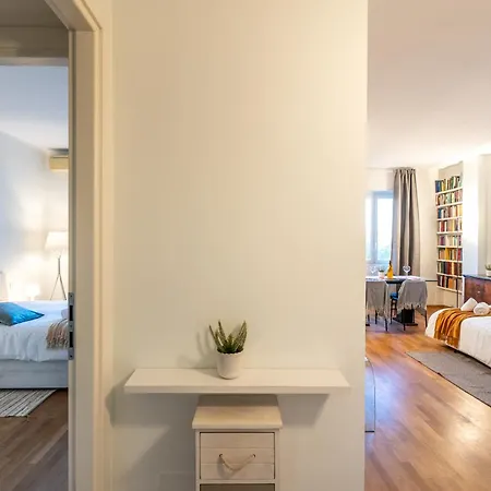 Politecnico - Spacious Ap Balcony - Sleeps 4 Lejlighed