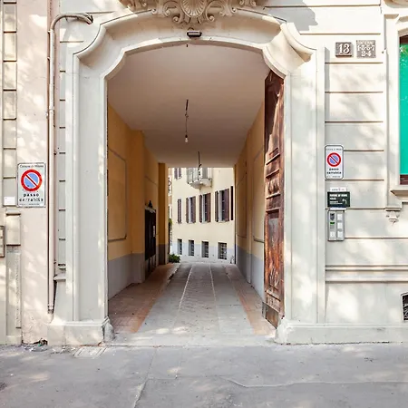 Lägenhet Porta Romana Metro Duomo