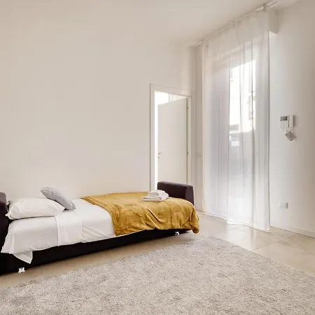 Apartament Just Urban - Modern 1-br Navigli - Metro M2 *