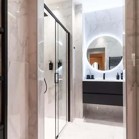Ds - Centro * Milan