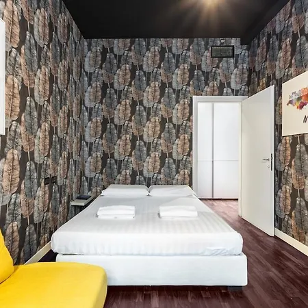 Appartement Duomo House - Center With Magnificent Terrace Milaan