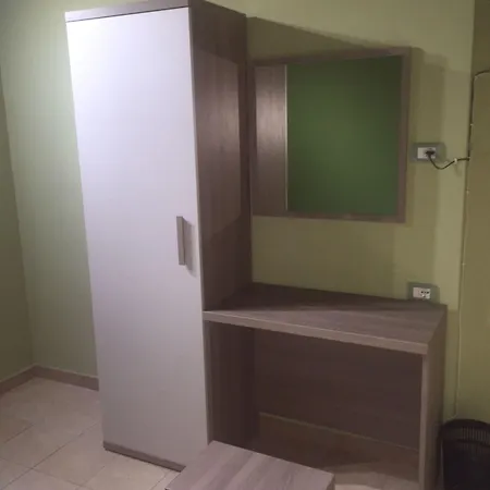 Vandrerhjem Mrhostel