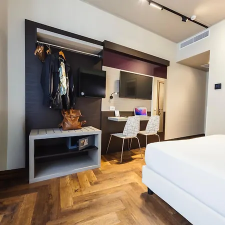 Genius Downtown Hotel Milan