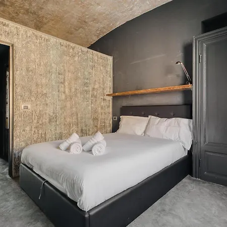Nyc-style Industrial On Navigli Apartamento