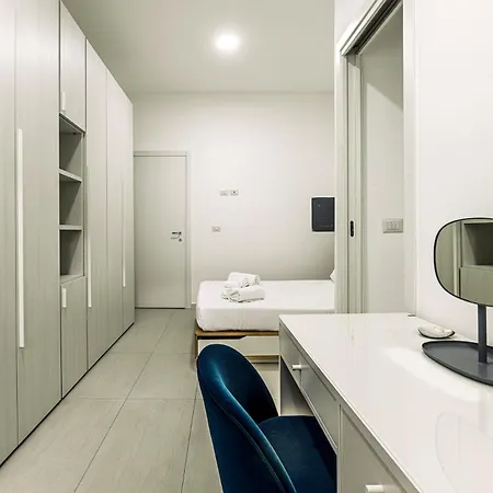 Luvi - Savona * Mailand