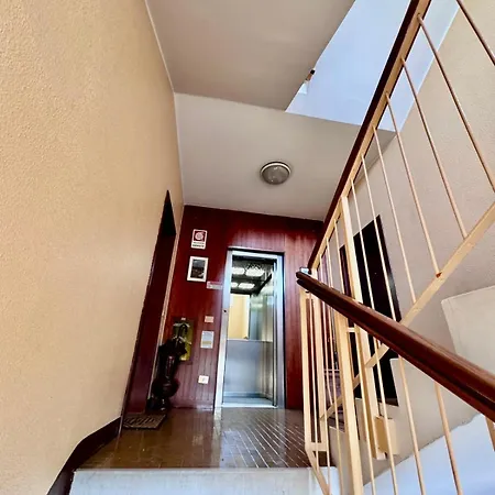 Kibilu - Via De Ruggiero * Mediolan