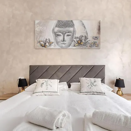 San Siro Hideaway, Garage,metro&wifi! * Μιλάνο