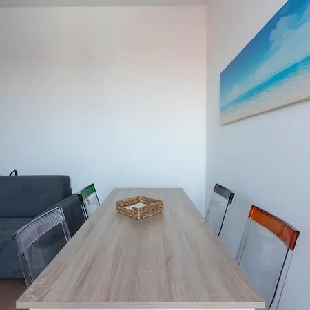 Nest Terrace Next To Frattini Metro Stop *