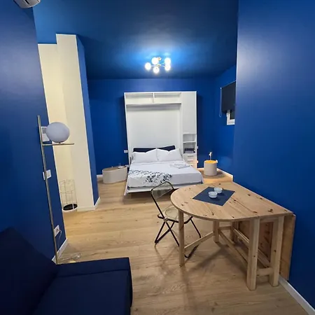 Apartament Little Blue Mediolan
