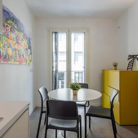 B - Elegant With Terrace & Gym * ميلان