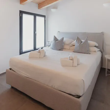 Gohost - The Corridor Near The Station Apartmán *