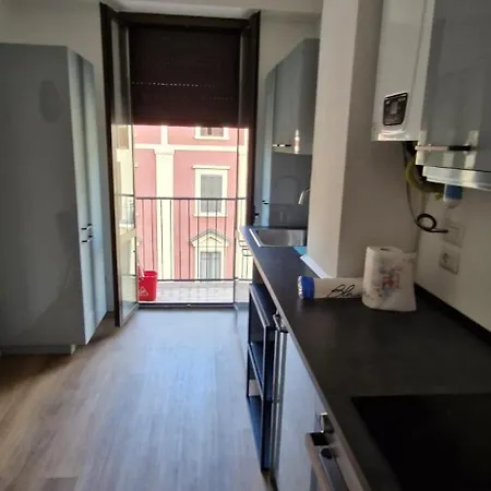 Luminoso Trilocale Vicino Stazione E M3 Rogoredo Ideale Per Lavoro