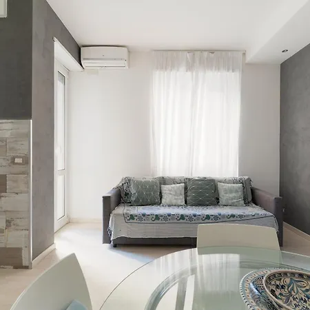 Guesthost - Cute Navigli Apartamento Milão