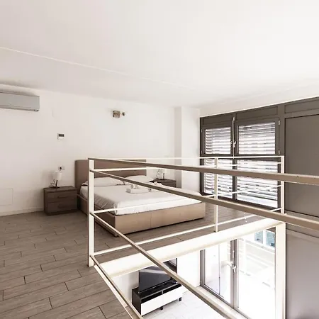 Youhosty - Bruno Maderna 17 Duplex *