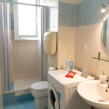 Near Linate Duomo And Station Minutes Away ミラノ