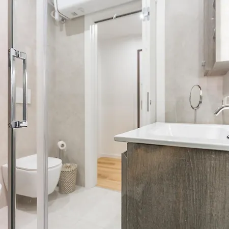 Apartman Regina24 Luxury - Elegante A Porta Venezia, 5 Min Dalla Metro *