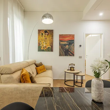 Heritage 400 Mt From Duomo Lejlighed