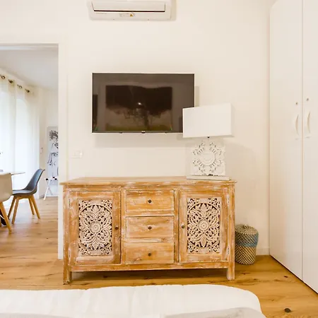 Regina24 Luxury - Elegante A Porta Venezia, 5 Min Dalla Metro Milánó