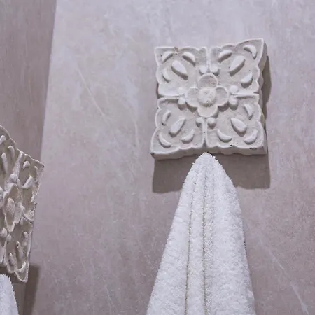 Regina24 Luxury - Elegante A Porta Venezia, 5 Min Dalla Metro