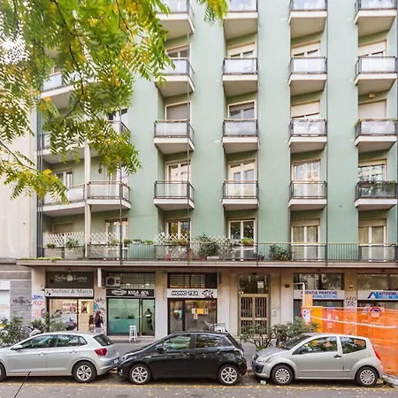 Regina24 Luxury - Elegante A Porta Venezia, 5 Min Dalla Metro Milánó