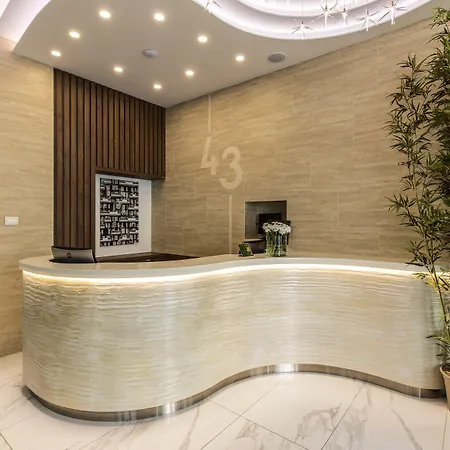 43 Station 3* Милан