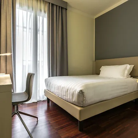 43 Station Szálloda 3*