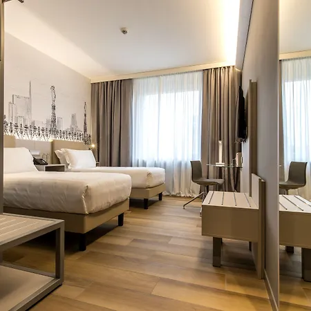 43 Station 3* Milánó